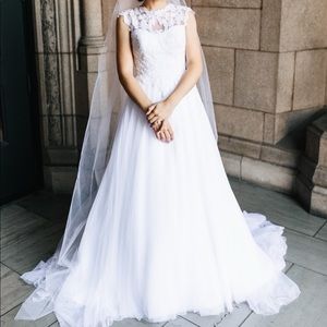 wedding dress & veil